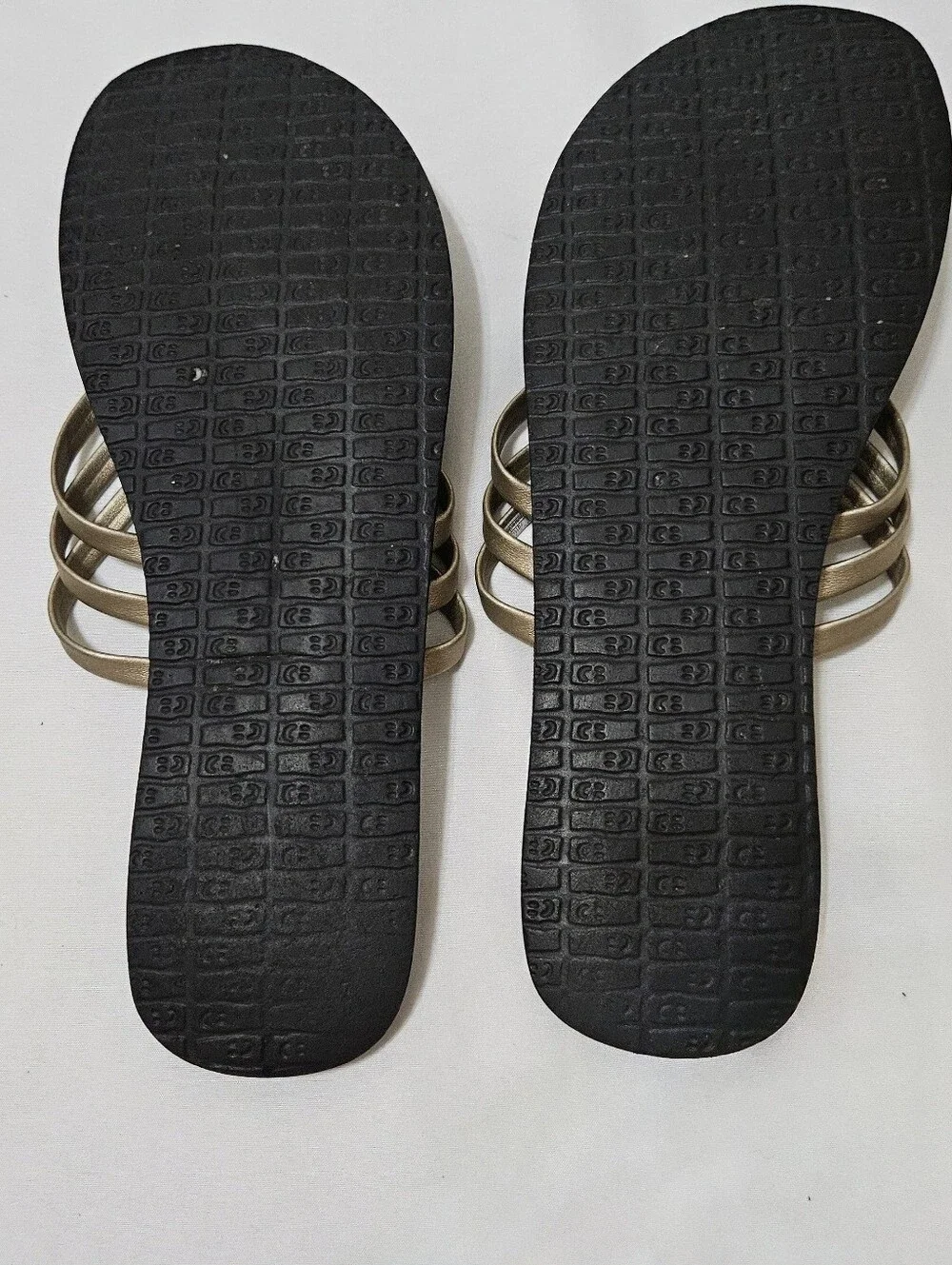 SANÜK Womens 9 Yoga Sandy Thong Gold Sandals Flip Flops Strappy Flats Summer